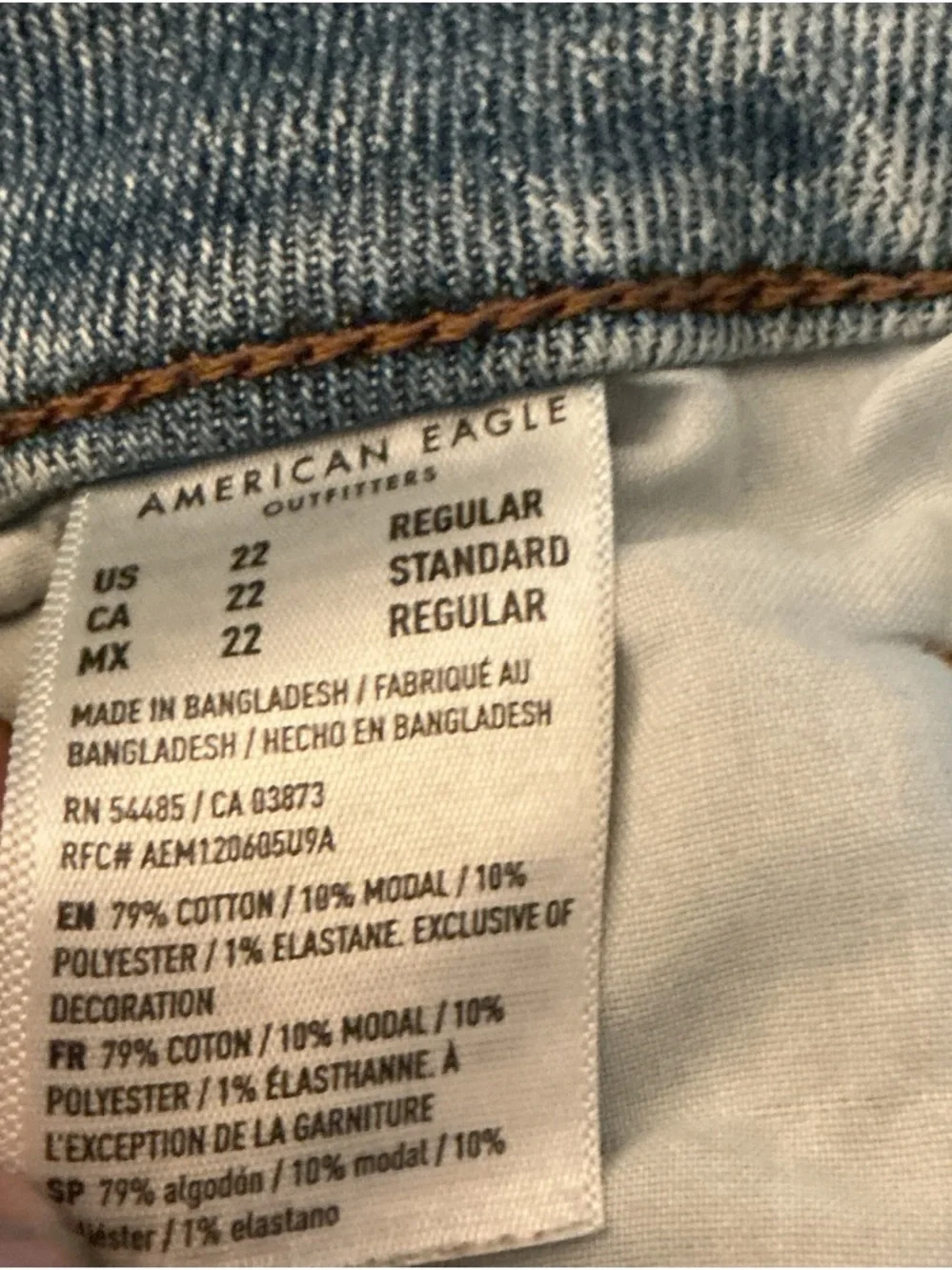 American Eagle Outfitters Light Blue Denim Jeans - Picture 2 of 4
